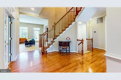 1002 W Kensington Circle, Fredericksburg, VA 22401 - Photo 2