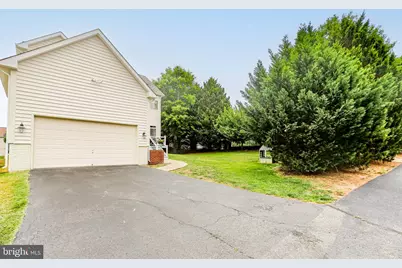 1002 W Kensington Circle, Fredericksburg, VA 22401 - Photo 56