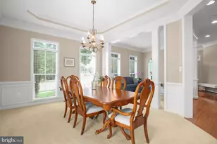 1002 W Kensington Cir, Fredericksburg, VA 22401 - Photo 8
