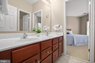 1002 W Kensington Cir, Fredericksburg, VA 22401 - Photo 32