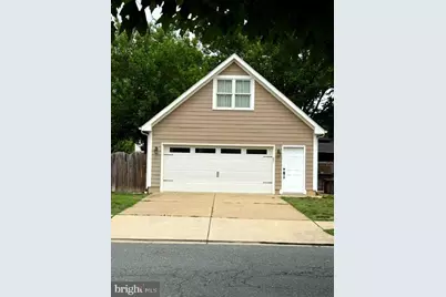 705 Charlotte Street, Fredericksburg, VA 22401 - Photo 2