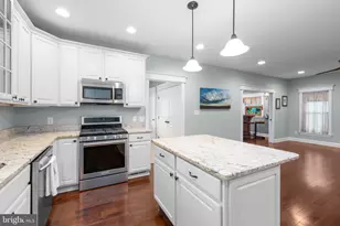 705 Charlotte St, Fredericksburg, VA 22401 - Photo 8