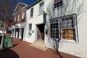 319 William St, Fredericksburg, VA 22401 - Photo 1