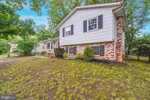 408 Deerwood Dr, Fredericksburg, VA 22401 - Photo 2