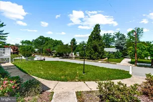 1318 Dandridge St, Fredericksburg, VA 22401 - Photo 6
