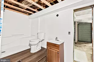 1318 Dandridge St, Fredericksburg, VA 22401 - Photo 60