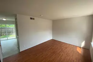 809 Denton Cir, Fredericksburg, VA 22401 - Photo 2