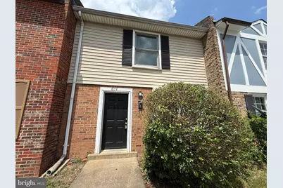 809 Denton Circle, Fredericksburg, VA 22401 - Photo 2