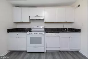 319 Wolfe St, Fredericksburg, VA 22401 - Photo 14