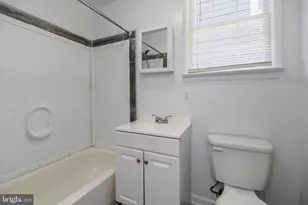 319 Wolfe St, Fredericksburg, VA 22401 - Photo 12