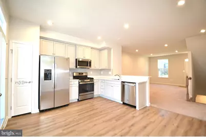 1318 Trestle Drive, Fredericksburg, VA 22401 - Photo 4