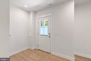 313 Charles St, Fredericksburg, VA 22401 - Photo 10
