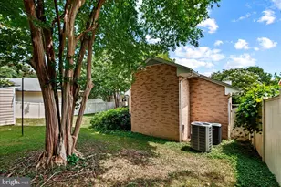 1614 Littlepage St, Fredericksburg, VA 22401 - Photo 6