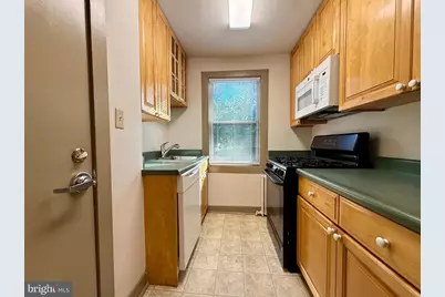 1400 Kenmore Avenue #D4, Fredericksburg, VA 22401 - Photo 6