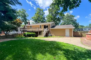 433 Deerwood Dr, Fredericksburg, VA 22401 - Photo 20