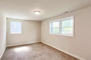 433 Deerwood Dr, Fredericksburg, VA 22401 - Photo 14