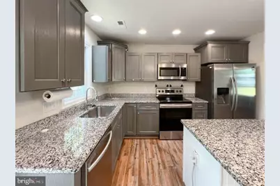 433 Deerwood Drive, Fredericksburg, VA 22401 - Photo 4