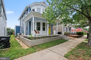 1618 Caroline St, Fredericksburg, VA 22401 - Photo 4