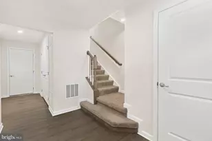 1118 Dovetail Cir, Fredericksburg, VA 22401 - Photo 12