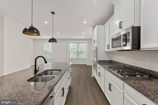 1118 Dovetail Cir, Fredericksburg, VA 22401 - Photo 30
