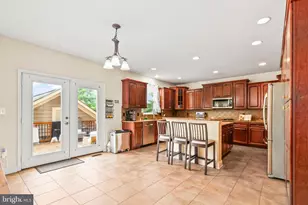 1402 Sands Cir, Fredericksburg, VA 22401 - Photo 14