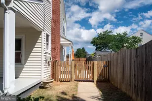 205 Canal St, Fredericksburg, VA 22401 - Photo 2