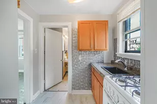 1004 Prince Edward St, Fredericksburg, VA 22401 - Photo 4