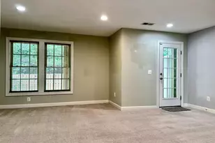 1040 Hotchkiss Pl, Fredericksburg, VA 22401 - Photo 24