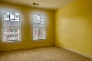 1040 Hotchkiss Pl, Fredericksburg, VA 22401 - Photo 20