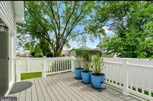 106 Ridgeway St, Fredericksburg, VA 22401 - Photo 10