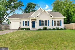 106 Ridgeway St, Fredericksburg, VA 22401 - Photo 1