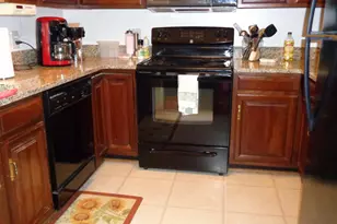 823 NW College Ave NW, Fredericksburg, VA 22401 - Photo 4