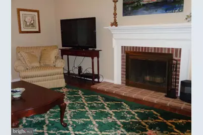 823 NW College Avenue NW, Fredericksburg, VA 22401 - Photo 2