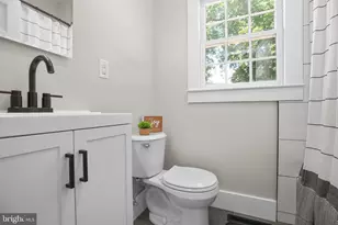 626 Charlotte St, Fredericksburg, VA 22401 - Photo 16