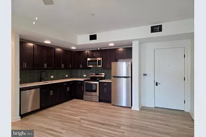 102 Hanover Street #208, Fredericksburg, VA 22401 - Photo 4