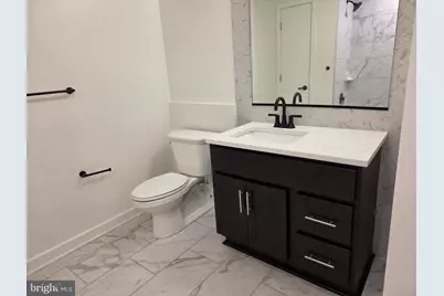 102 Hanover Street #208, Fredericksburg, VA 22401 - Photo 18
