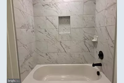 102 Hanover Street #204, Fredericksburg, VA 22401 - Photo 16