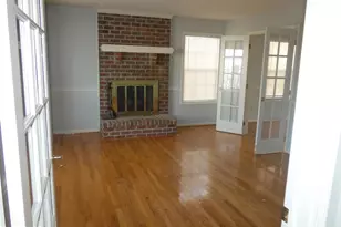 2623 Van Buren St, Fredericksburg, VA 22401 - Photo 2