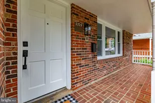 1329 Brent St, Fredericksburg, VA 22401 - Photo 2