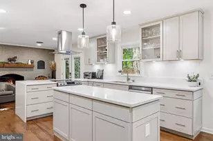 710 Bunker Hill St, Fredericksburg, VA 22401 - Photo 16