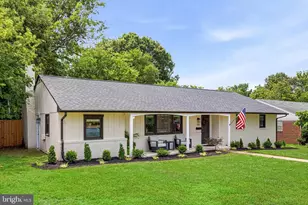 710 Bunker Hill St, Fredericksburg, VA 22401 - Photo 1