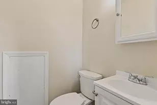 2005 New Kent St, Fredericksburg, VA 22401 - Photo 10