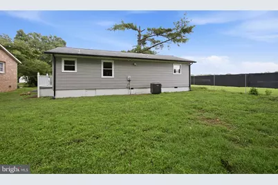 2005 New Kent Street, Fredericksburg, VA 22401 - Photo 6