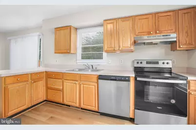 1002 Stafford Avenue, Fredericksburg, VA 22401 - Photo 10