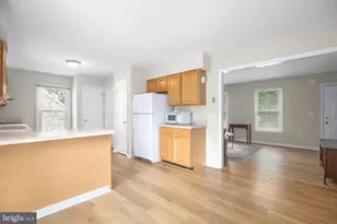 1002 Stafford Ave, Fredericksburg, VA 22401 - Photo 8