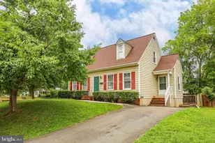 1002 Stafford Ave, Fredericksburg, VA 22401 - Photo 2