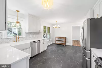 408 Riverside Drive, Fredericksburg, VA 22401 - Photo 12