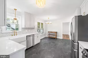 408 Riverside Dr, Fredericksburg, VA 22401 - Photo 12