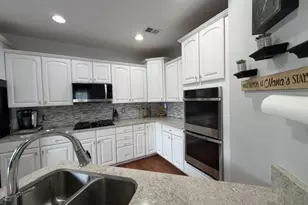 1119 Patrick St, Fredericksburg, VA 22401 - Photo 12