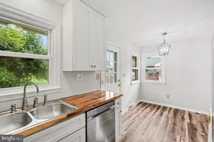 207 South St, Fredericksburg, VA 22401 - Photo 4